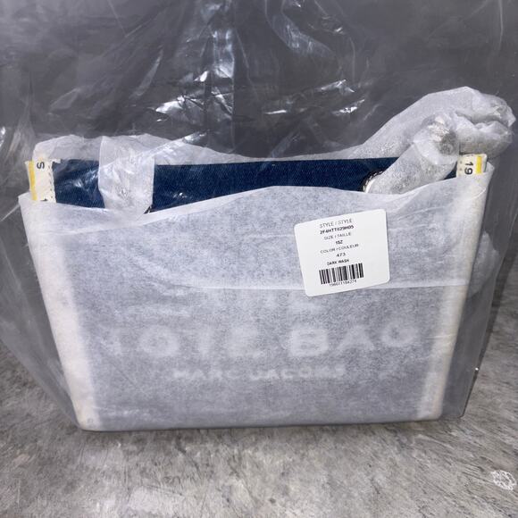 Marc Jacobs The Small Tote Shoulder bag Denim Tote New Sealed - Picture 3 of 14